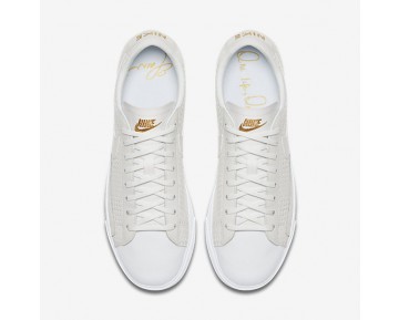 Chaussure Nike Blazer Premium Low Qs Pour Femme Lifestyle Blanc Sommet/Or Métallique/Blanc Sommet_NO. AA1557-100