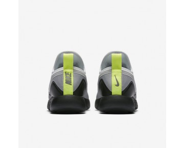 Chaussure Nike Lunarcharge Essential Bn Pour Femme Lifestyle Gris Foncé/Noir/Volt/Volt_NO. 933797-070