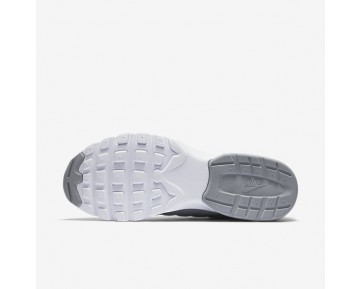 Chaussure Nike Air Max Invigor Pour Homme Lifestyle Gris Loup/Blanc_NO. 749680-011
